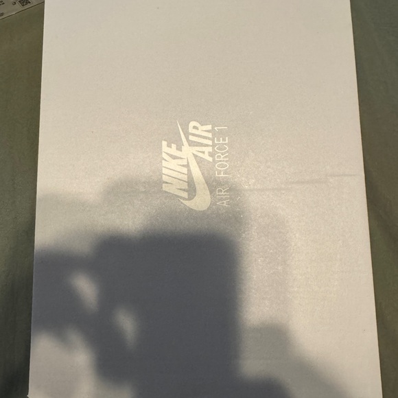 Nike Air Force 1 Valentines Edition - Picture 6 of 6